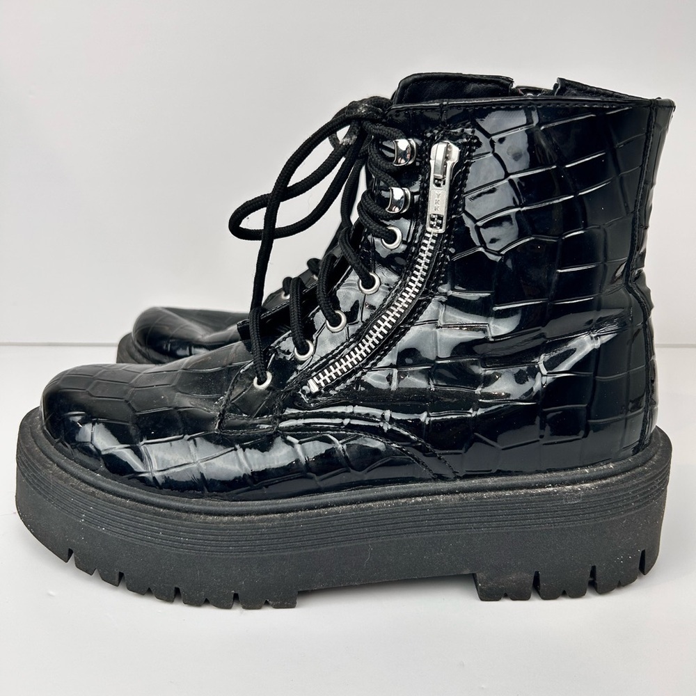 Topshop Wide Fit BROOKE Black Unit combat Boot Size 39 Like NEW Streetwear